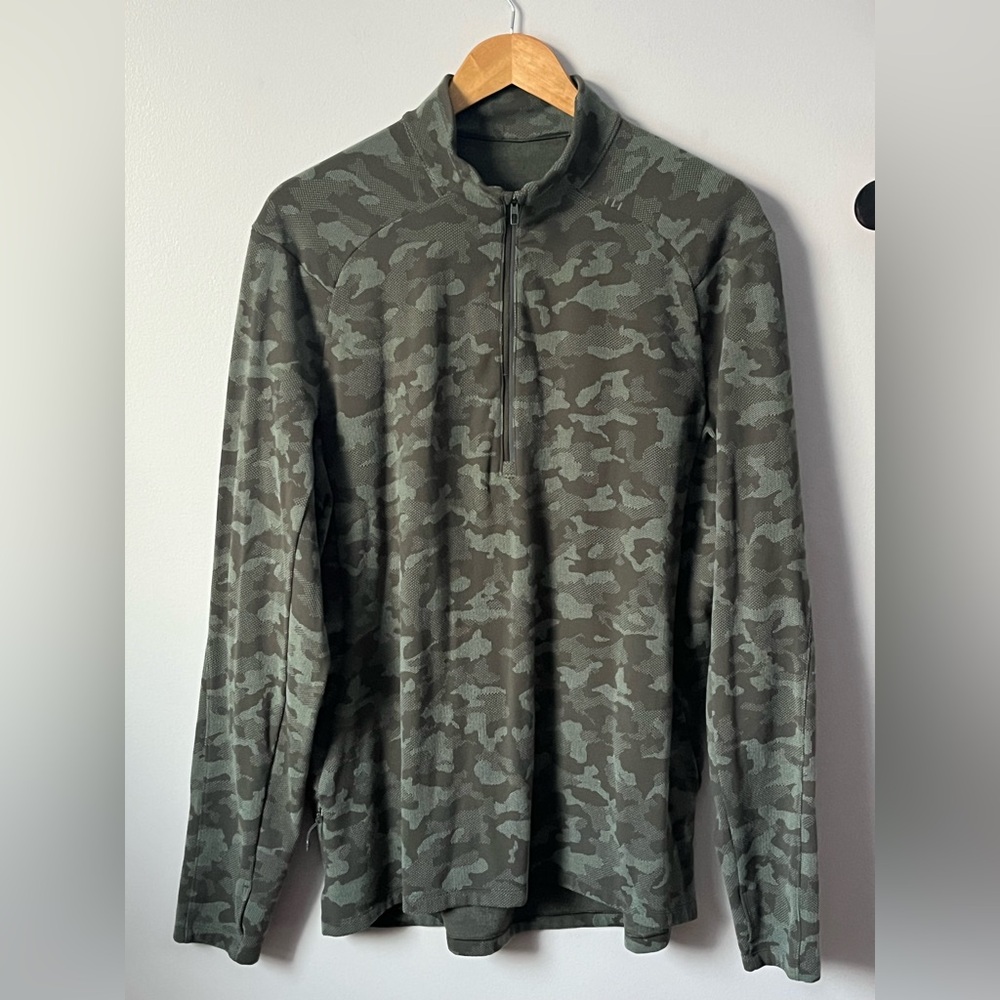 Men’s Lululemon Athletics Surge Warm 1/2 Zip
Jacquard DESIGNED FOR RUNNING Top